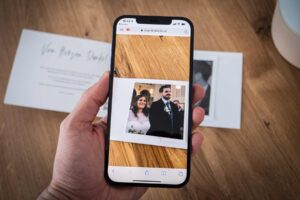 Your Augmented Reality (AR) invitation card - love for the wedding