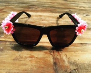 1635273450 156 Sunglasses the must have for summer l BLOOMY DAYS - Sunglasses - the must-have for summer l BLOOMY DAYS