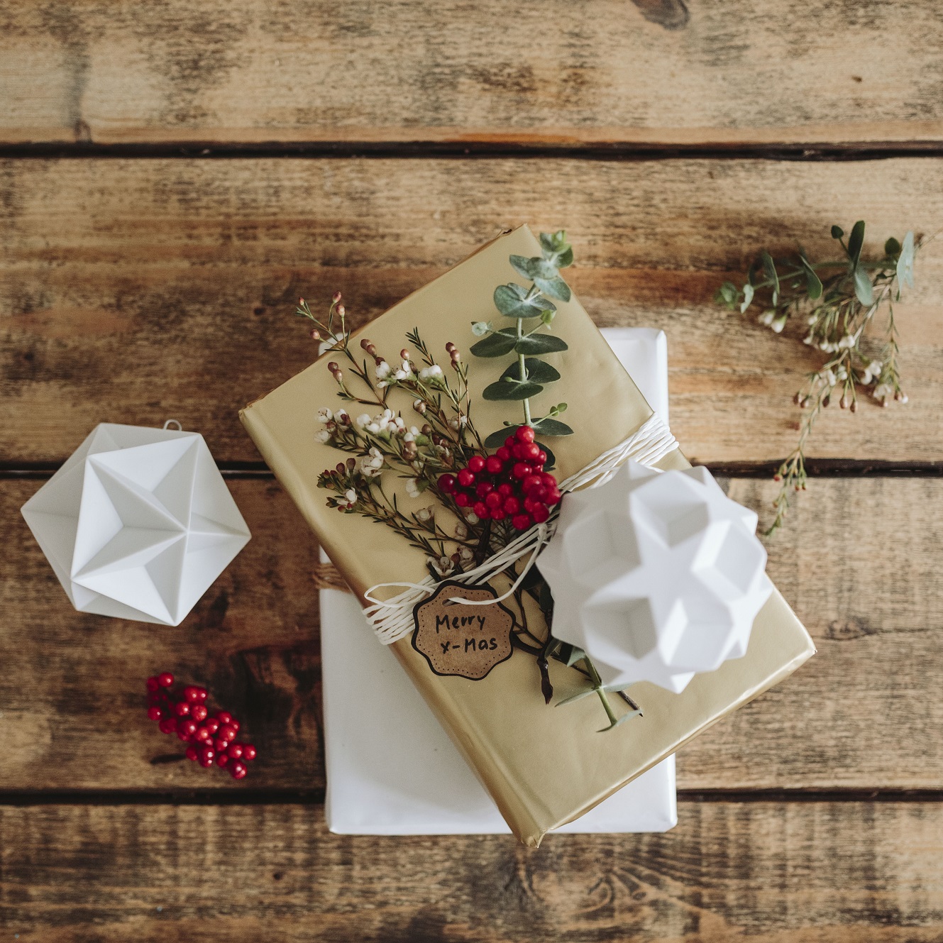 Creative gift wrapping - 