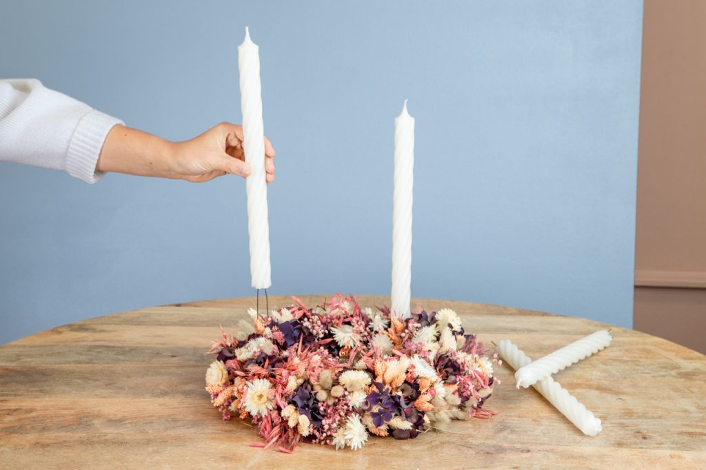 1637684112 808 Advent wreath made of dried flowers Bloomy Blog - Advent wreath made of dried flowers -