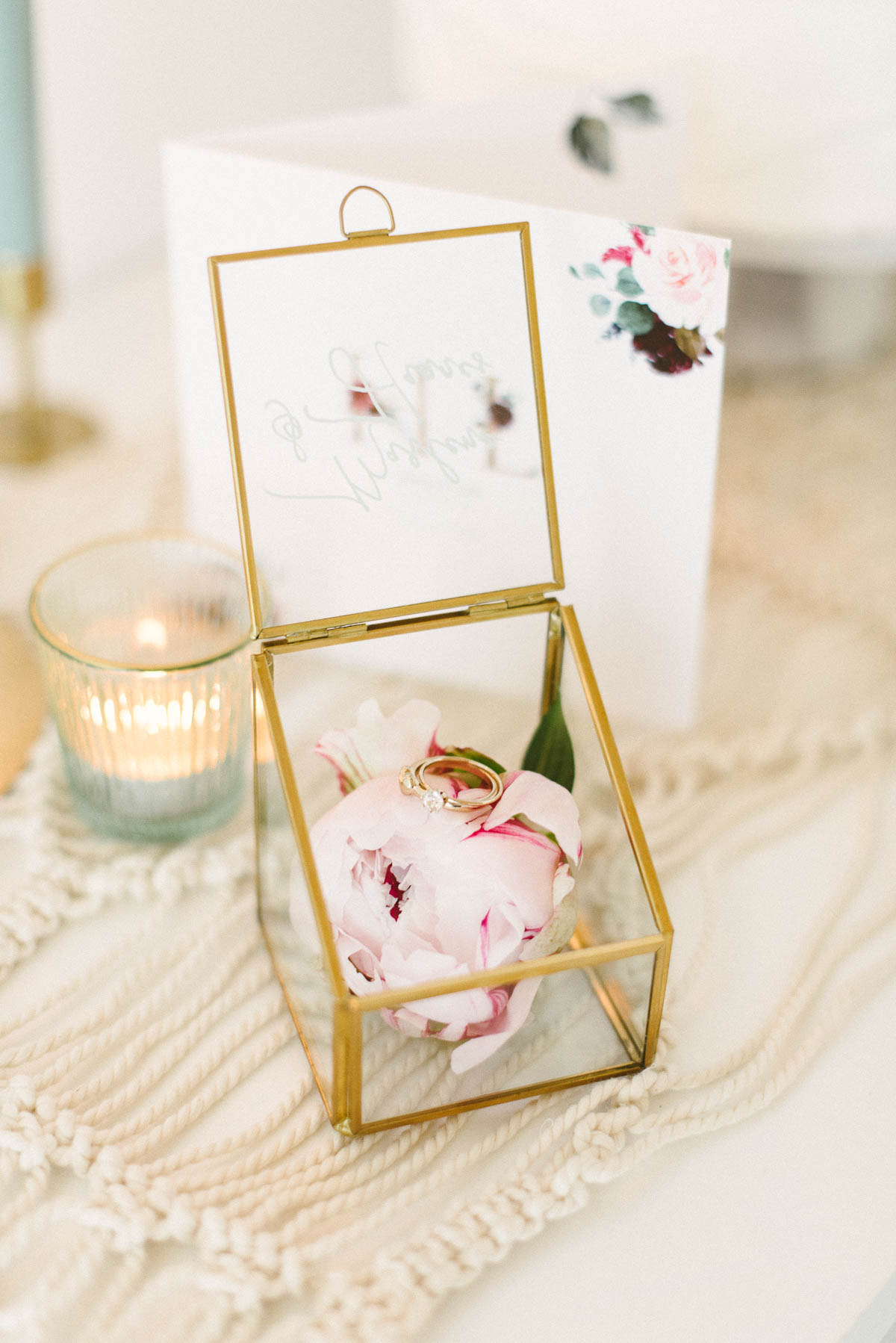 1646664908 133 Wedding decoration with peonies in an elegant boho style - Wedding decoration with peonies in an elegant boho style
