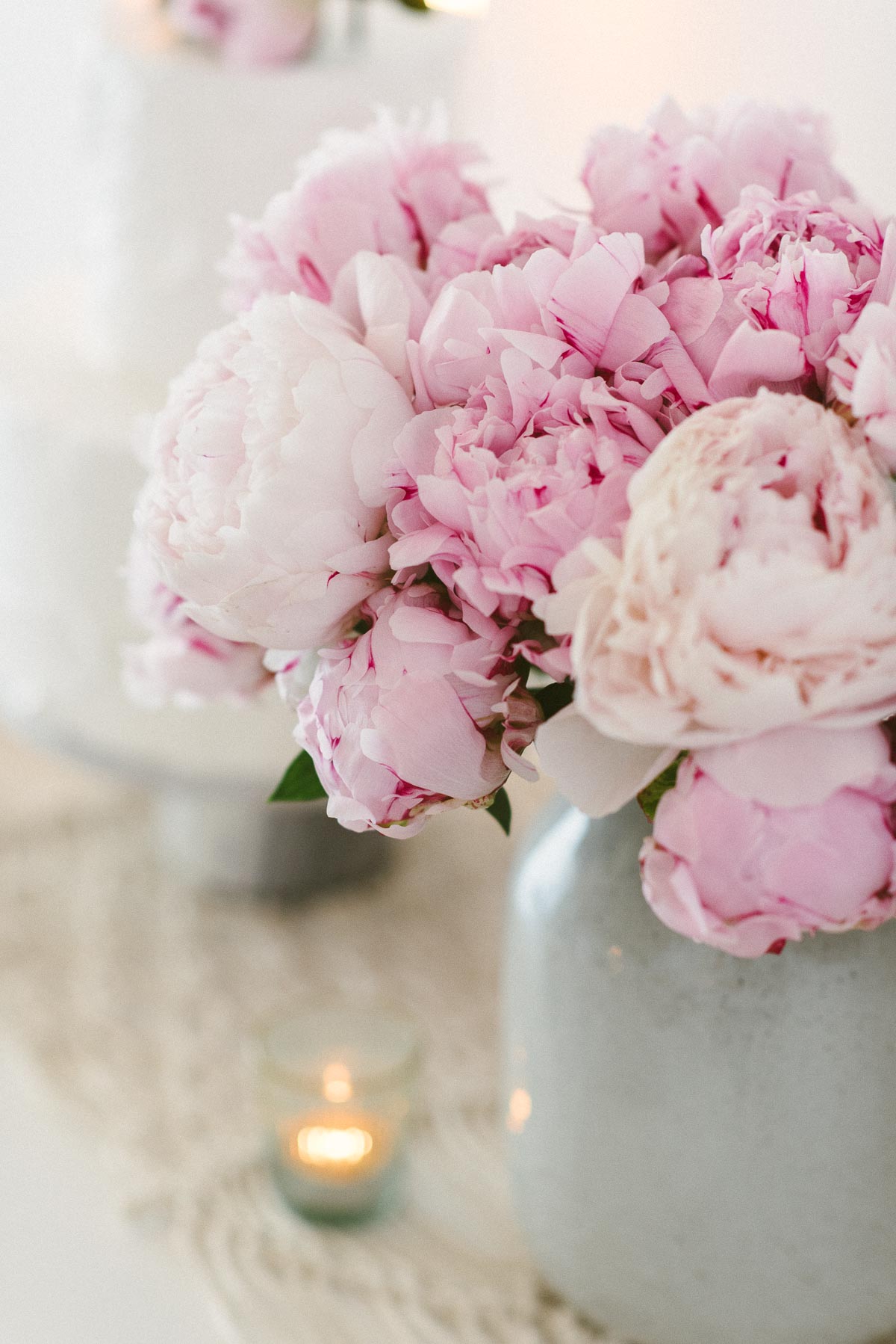 1646664908 196 Wedding decoration with peonies in an elegant boho style - Wedding decoration with peonies in an elegant boho style
