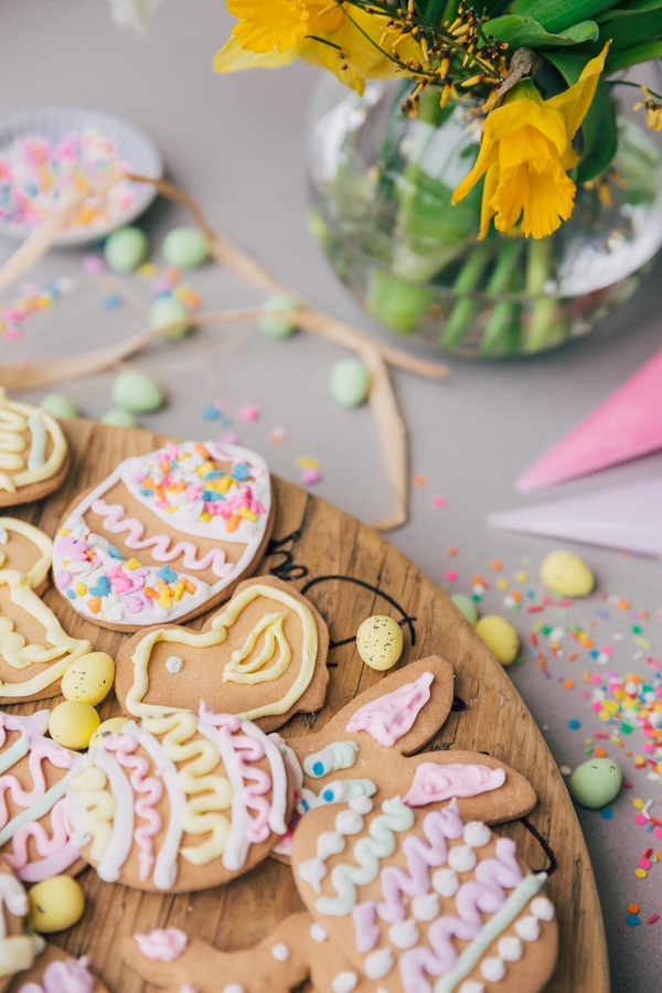 1648908490 824 Bake traditional Easter cookies and an alternative 2 recipes for - Bake traditional Easter cookies and an alternative: 2 recipes for a delicious Easter