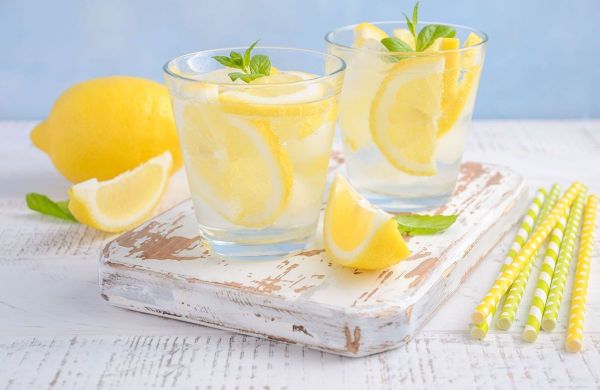 1648928212 791 With these 5 recipes you prepare healthy lemon water properly - With these 5 recipes you prepare healthy lemon water properly and easily!