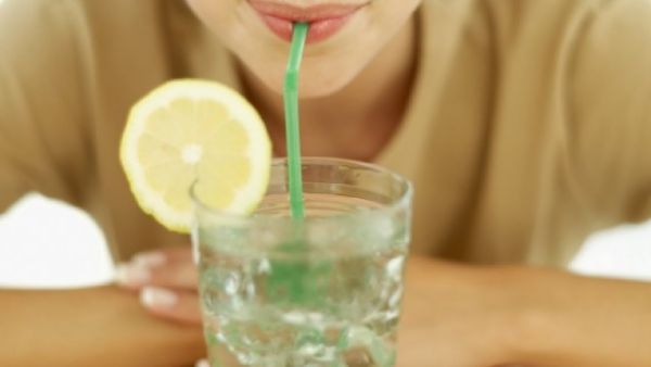 1648928215 120 With these 5 recipes you prepare healthy lemon water properly - With these 5 recipes you prepare healthy lemon water properly and easily!