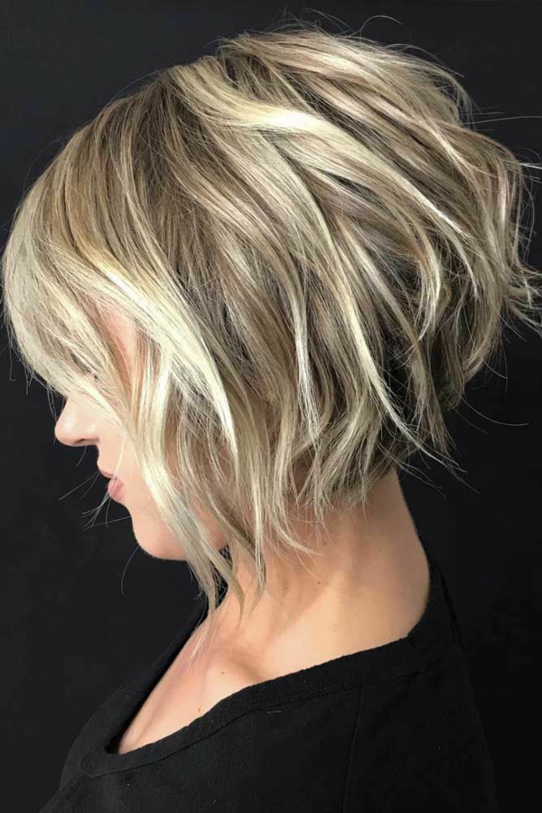 1648994707 784 Short layered bob hairstyles are fresh and modern - Short layered bob hairstyles are fresh and modern
