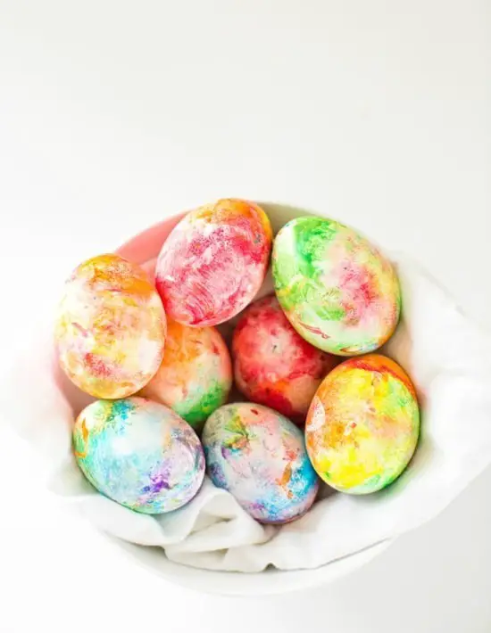 1649065890 527 Marble Easter eggs 33 beautiful ideas and step by step instructions - Marble Easter eggs - 33 beautiful ideas and step-by-step instructions