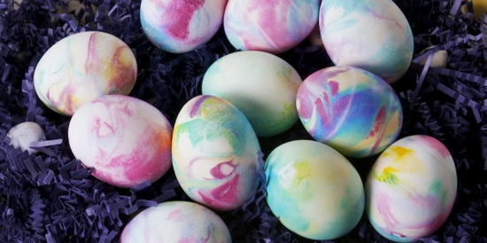 1649404698 300 Dye Easter eggs 7 effective techniques that are super - Dye Easter eggs - 7 effective techniques that are super easy to use