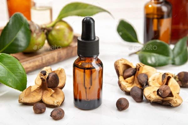 1649666882 110 Camellia oil for beautiful skin and hair 4 advantages - Camellia oil for beautiful skin and hair - 4 advantages at a glance