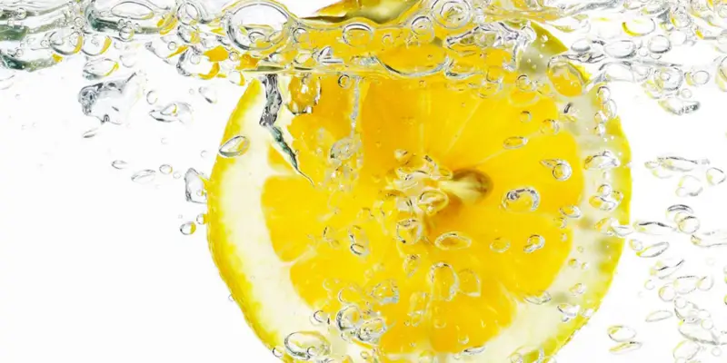 1649679370 175 Drinking water with lemon a healthy habit - Drinking water with lemon - a healthy habit