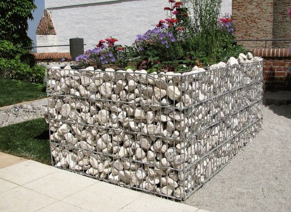 1649683025 284 Modern design solutions with natural stone walls in the garden - Modern design solutions with natural stone walls in the garden 2022