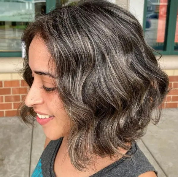 1649919018 491 Dyeing gray hair yes or no Important tips and - Dyeing gray hair - yes or no? Important tips and trendy inspiration looks!