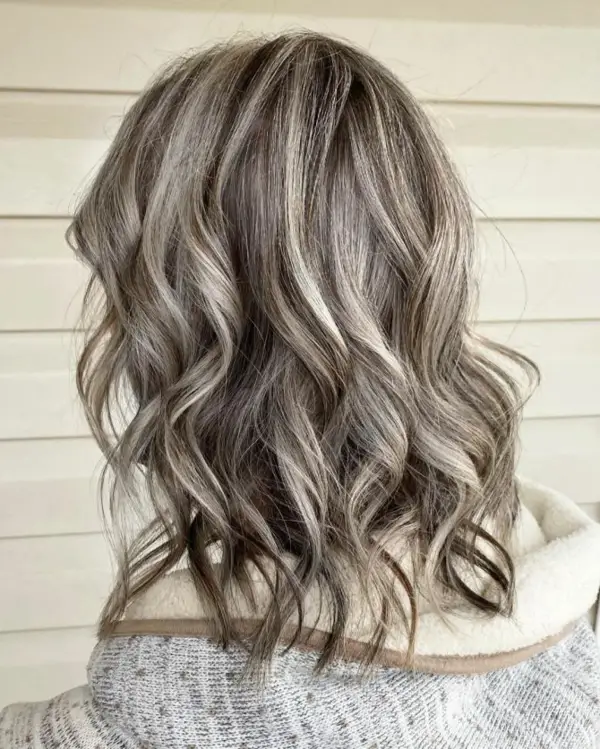 1649919019 156 Dyeing gray hair yes or no Important tips and - Dyeing gray hair - yes or no? Important tips and trendy inspiration looks!