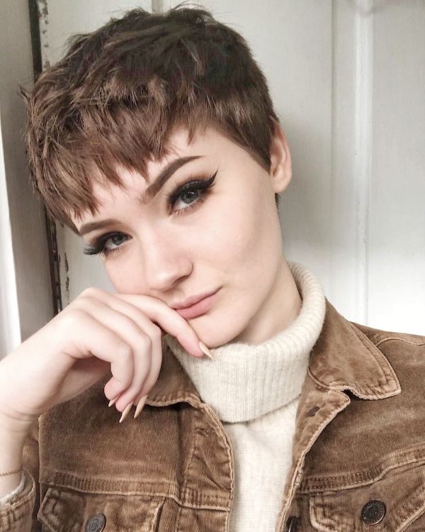 1650023385 229 This is how the popular feminine Nixie Cut will look - This is how the popular feminine Nixie Cut will look trendy in spring 2022!