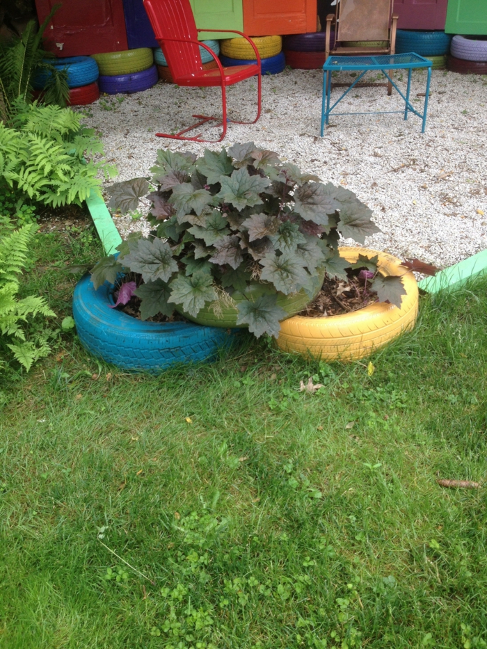 1650259366 328 Make garden decoration yourself reuse old car tires - Make garden decoration yourself - reuse old car tires!