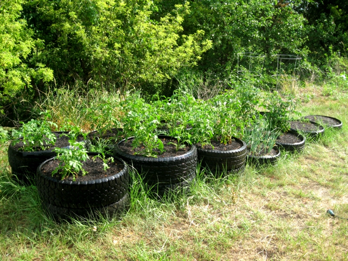 1650259370 310 Make garden decoration yourself reuse old car tires - Make garden decoration yourself - reuse old car tires!