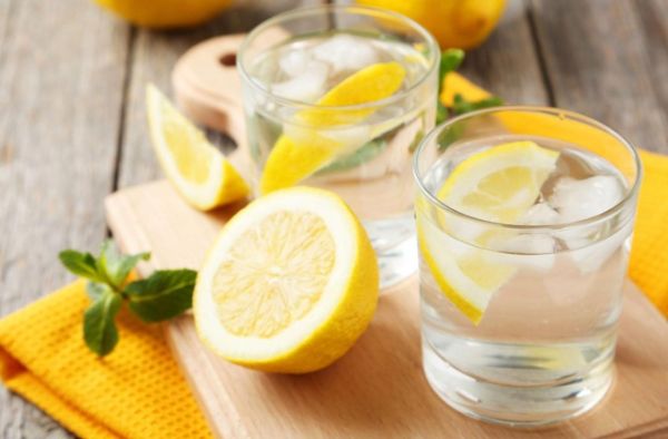 1650279715 651 Drink lemon water Thats why you should do it as - Drink lemon water: That's why you should do it as often as possible!