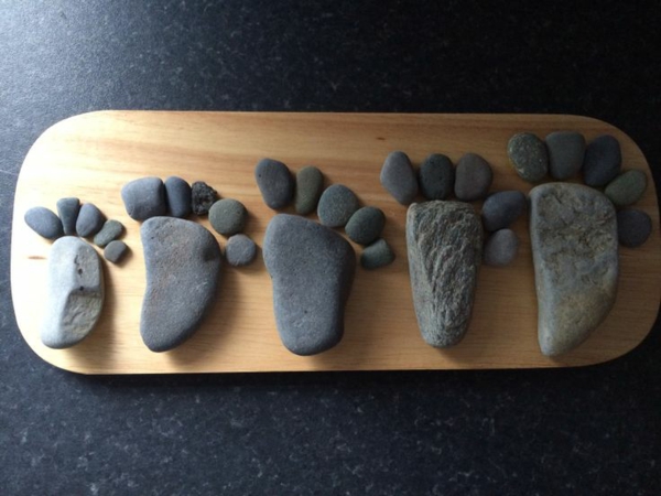 1650347716 746 Garden Decorations Stone feet are great summer decorations - Garden Decorations - Stone feet are great summer decorations