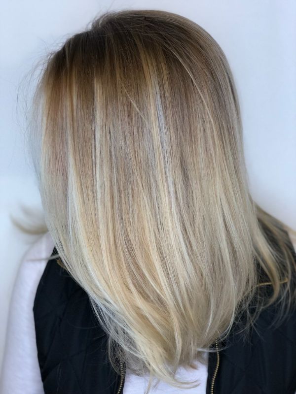 1650603900 384 Here are some popular blonde hair colors for 2022 - Here are some popular blonde hair colors for 2022!