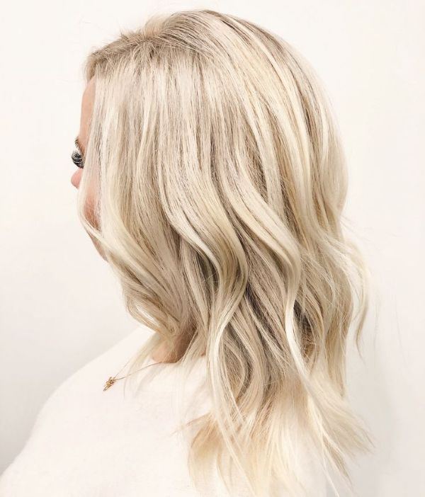 1650603902 949 Here are some popular blonde hair colors for 2022 - Here are some popular blonde hair colors for 2022!