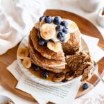 Healthy Oatmeal Pancakes with Bananas Heres a delicious recipe 150x150 - Cheesecake on a stick - prepare the popular cake trend 2022!