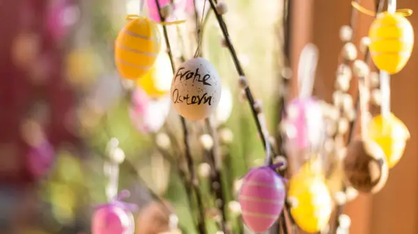 Make Easter eggs to hang yourself quick and easy - Make Easter eggs to hang yourself - quick and easy