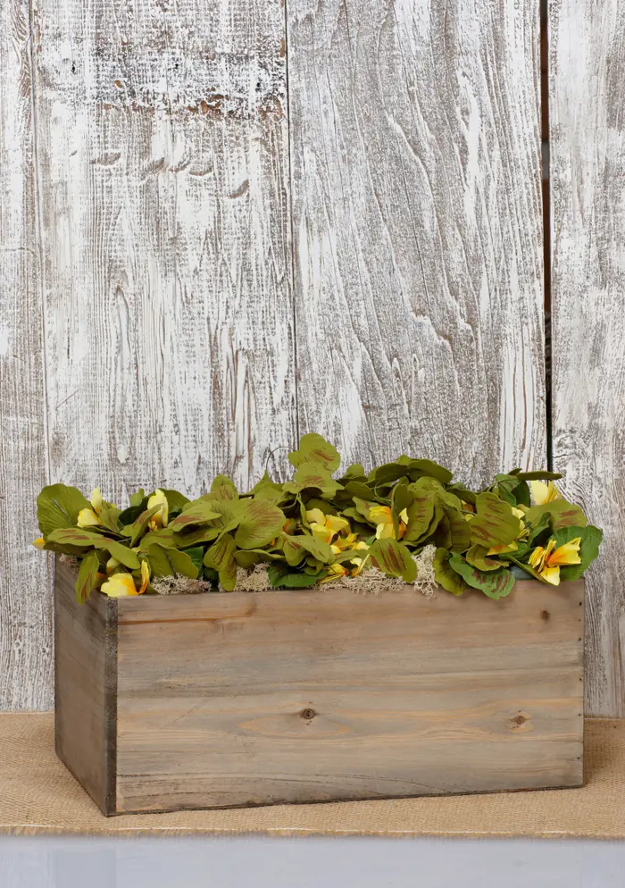 Wooden plant box Beautiful plant containers as decorative items - Wooden plant box - Beautiful plant containers as decorative items