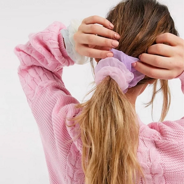1651854896 242 These are the hair accessories 2022 you should definitely get - These are the hair accessories 2022 you should definitely get!