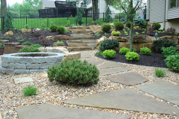1652025546 995 Chic garden paths made of natural stone or cement for - Chic garden paths made of natural stone or cement for the garden