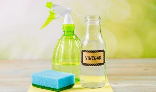 Make your own yoga mat cleaning agent