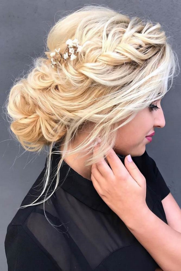 1652663053 311 Bun hairstyles never go out of style Here are the - Bun hairstyles never go out of style! Here are the most popular variations and ideas