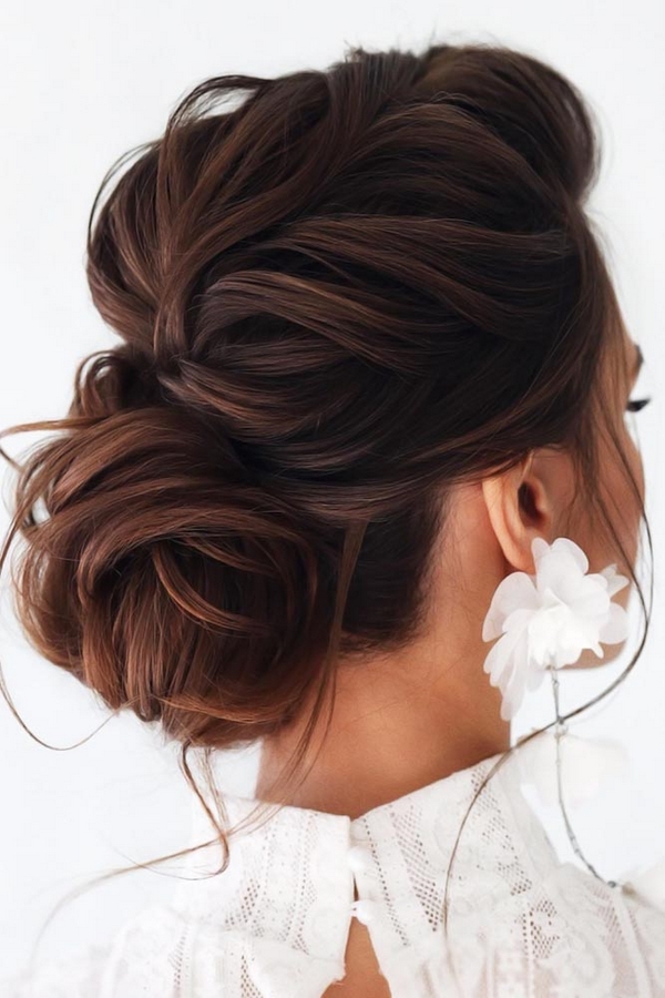 1652663057 387 Bun hairstyles never go out of style Here are the - Bun hairstyles never go out of style!  Here are the most popular variations and ideas