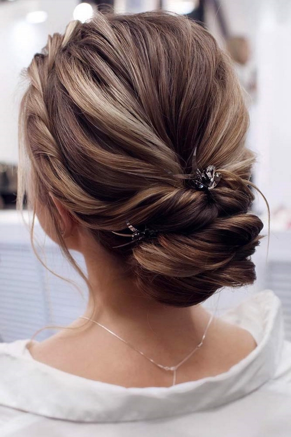 1652663058 801 Bun hairstyles never go out of style Here are the - Bun hairstyles never go out of style!  Here are the most popular variations and ideas