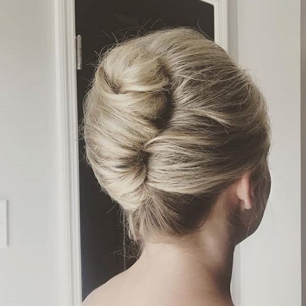 1652663068 280 Bun hairstyles never go out of style Here are the - Bun hairstyles never go out of style! Here are the most popular variations and ideas