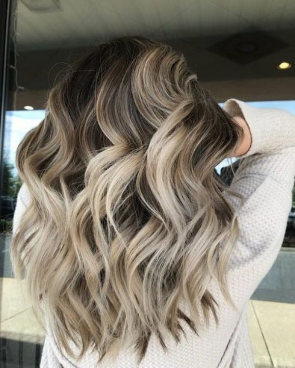 1652946179 860 The balayage coloring technique and the current hair color trends - The balayage coloring technique and the current hair color trends
