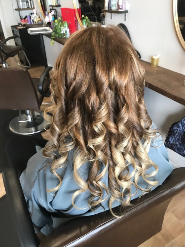 1652970153 458 What is reverse balayage We take a close look at - What is reverse balayage?  We take a close look at the trendy hairstyle for blondes