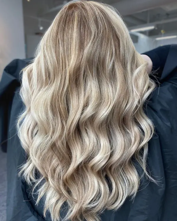 1652970161 195 What is reverse balayage We take a close look at - What is reverse balayage? We take a close look at the trendy hairstyle for blondes