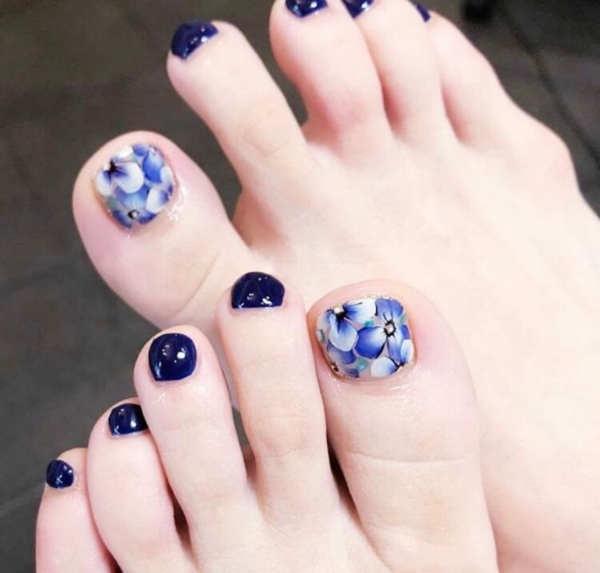 1653141987 270 Beautiful toenails 39 fabulous nail design ideas for summer - Beautiful toenails - 39 fabulous nail design ideas for summer