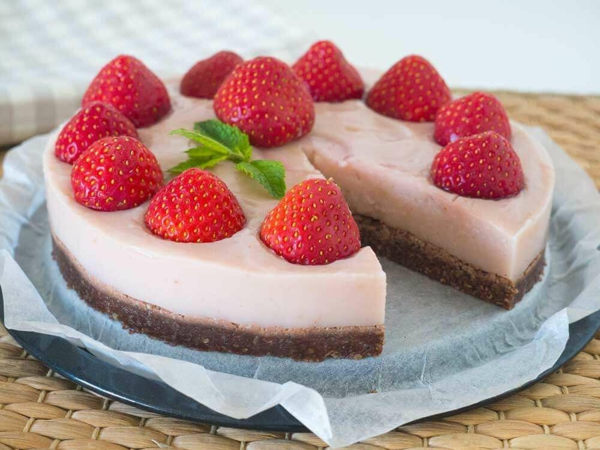 1653586807 674 Strawberry cake without baking welcome the summer - Strawberry cake without baking - welcome the summer!