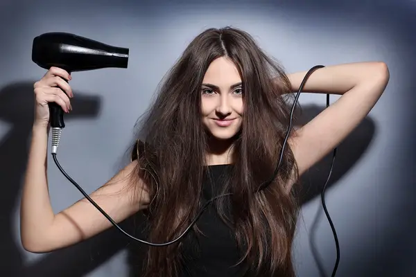 Blow dry like a pro – Here are 8 useful - Blow dry like a pro!  – Here are 8 useful tips and tricks
