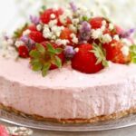 Prepare strawberry cake 2 easy recipes and 33 ideas 150x150 - Hairstyles with bangs for women over 50