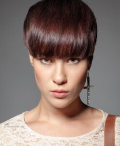 Strong fringe is the hottest bangs trend for 2022 248x300 - Strong fringe is the hottest bangs trend for 2022