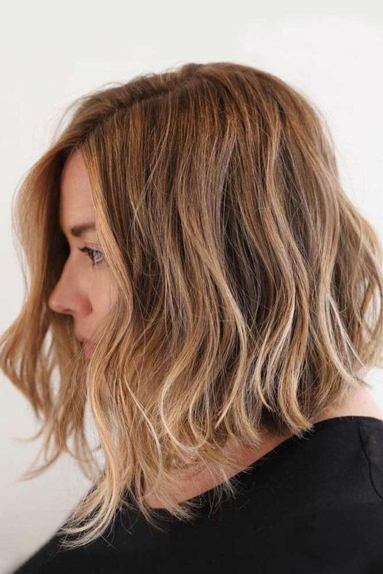 1654098296 917 The elegant soft wave bob hairstyle trend is here - The elegant soft wave bob hairstyle trend is here!