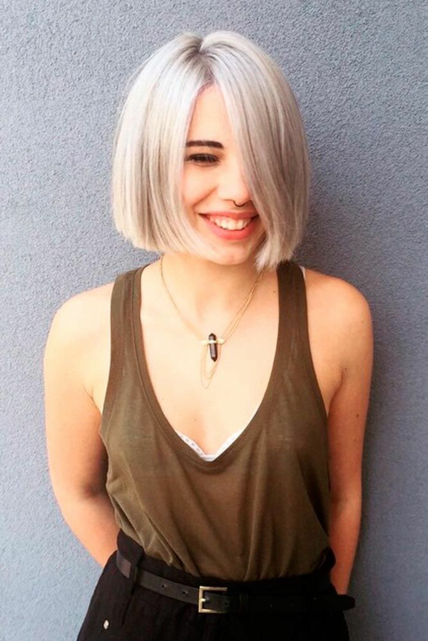 1654193232 412 Short Blunt Bob one of the biggest hairstyle trends - Short Blunt Bob - one of the biggest hairstyle trends for summer 2022