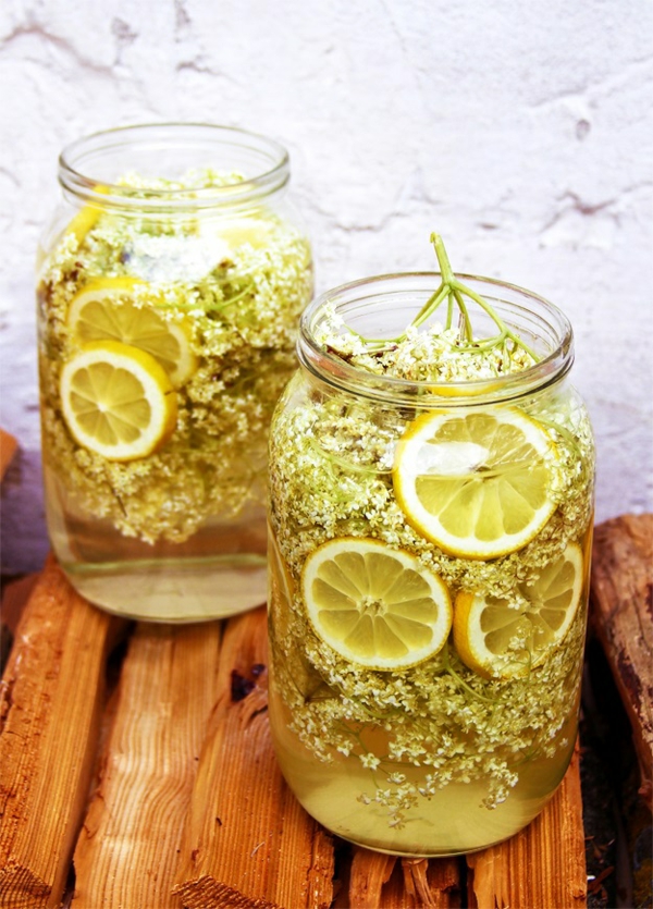 1654544353 929 Make elderflower juice yourself healthy recipes and ideas in - Make elderflower juice yourself - healthy recipes and ideas in June