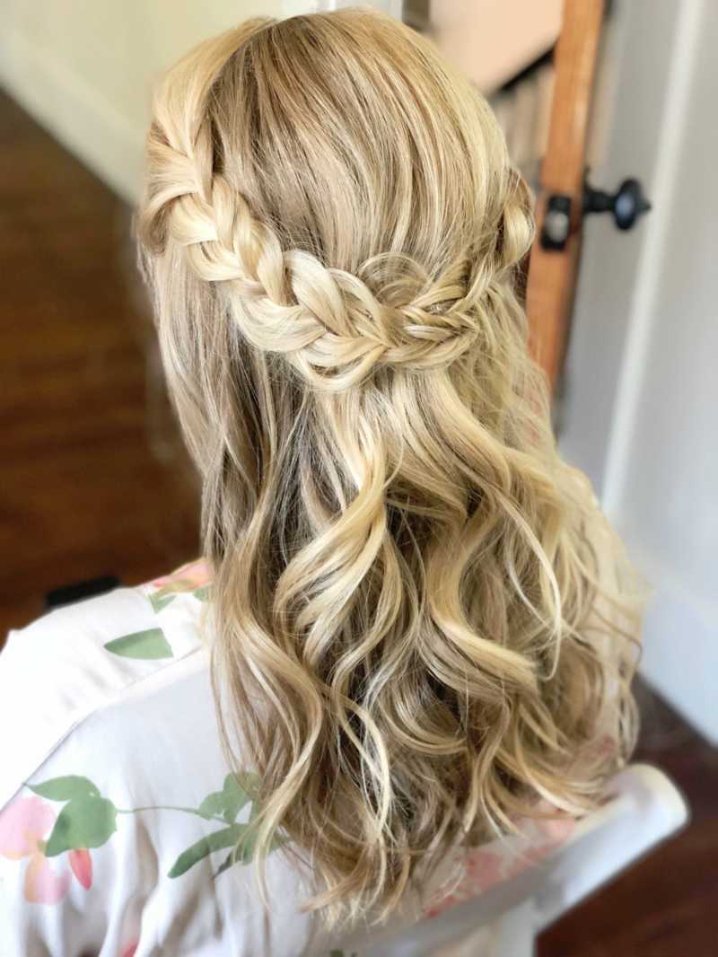 1657650826 388 Quick hairstyles for wedding guests to imitate - Quick hairstyles for wedding guests to imitate