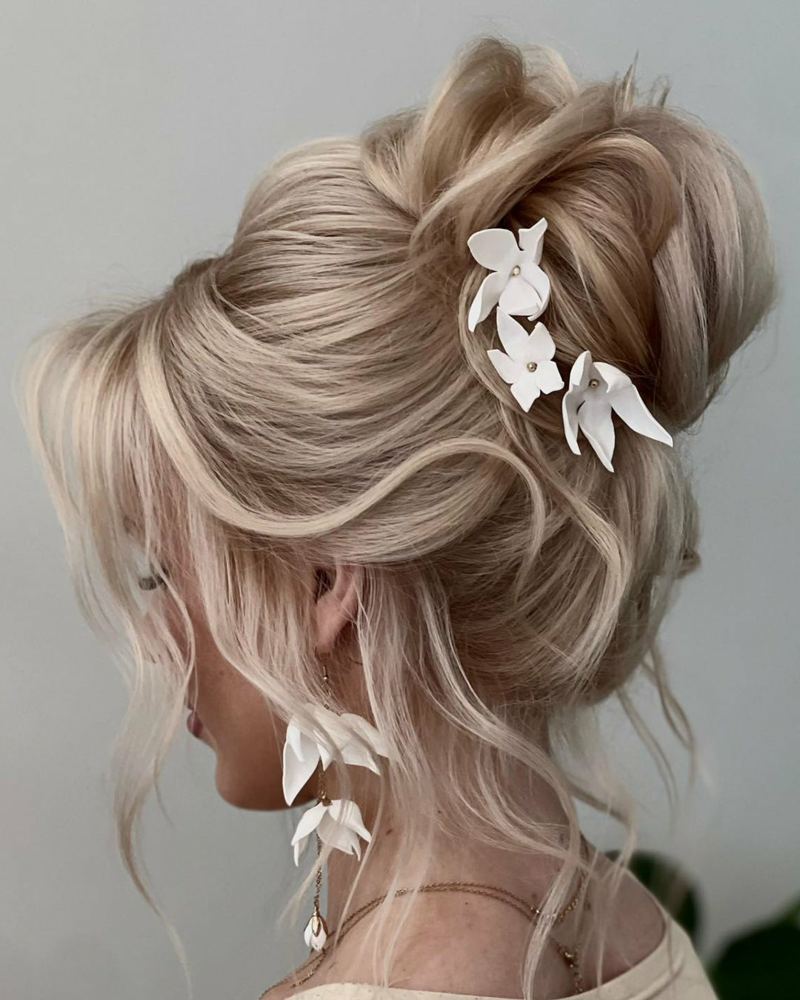 1657650839 676 Quick hairstyles for wedding guests to imitate - Quick hairstyles for wedding guests to imitate