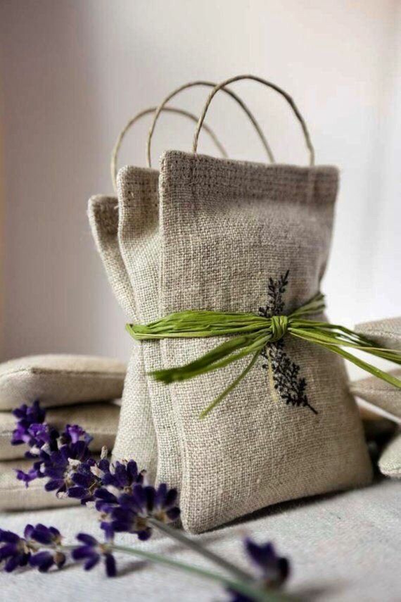 1658350563 742 Handicrafts with lavender 7 simple DIY ideas for floral - Handicrafts with lavender - 7 simple DIY ideas for floral decoration