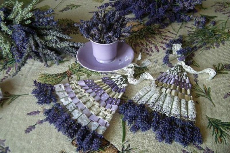 1658350568 716 Handicrafts with lavender 7 simple DIY ideas for floral - Handicrafts with lavender - 7 simple DIY ideas for floral decoration