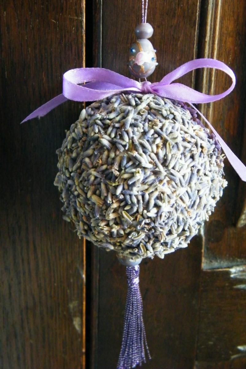1658350571 289 Handicrafts with lavender 7 simple DIY ideas for floral - Handicrafts with lavender - 7 simple DIY ideas for floral decoration